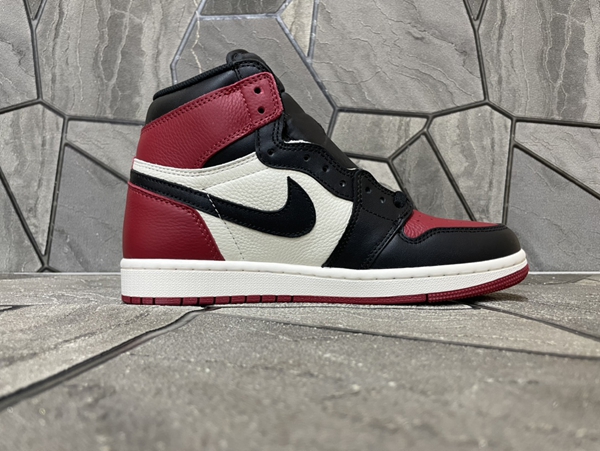 ナイキ靴背面デザイン